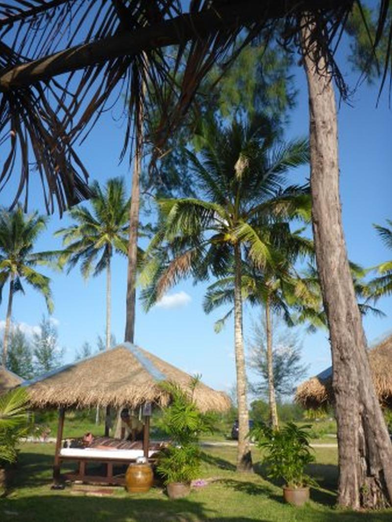The Hip Resort @ Khao Lak Bang Sak Bagian luar foto